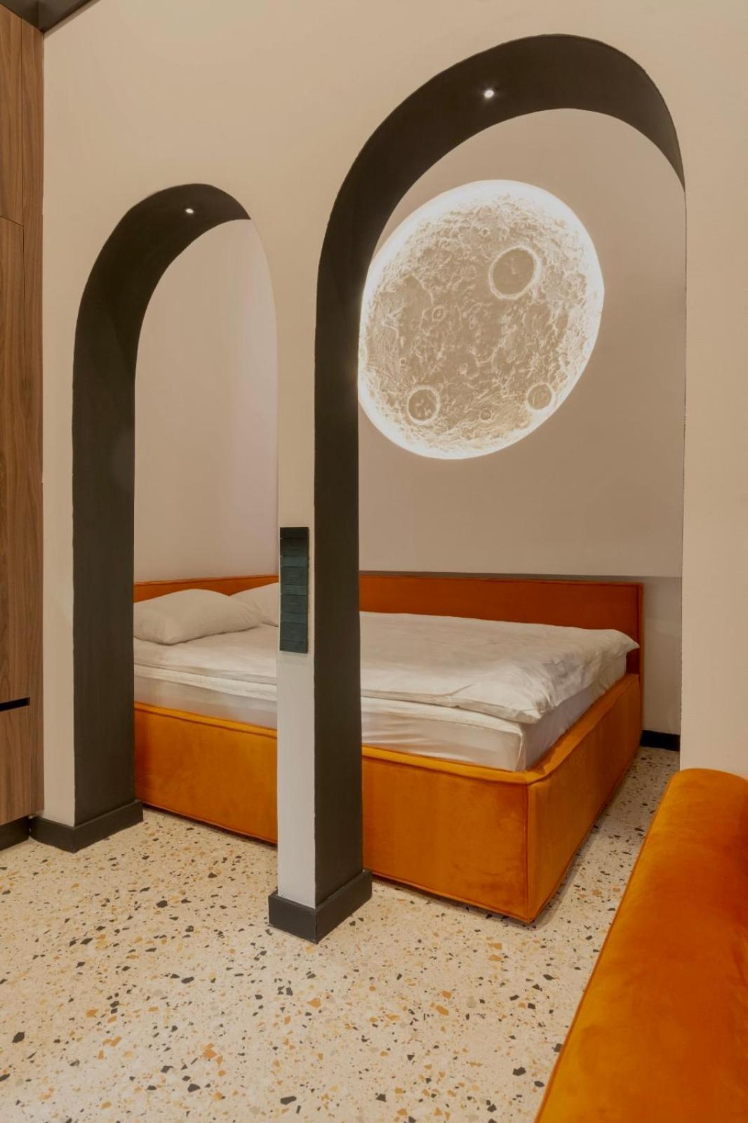 Jais Home-Moon Apartment Old Town คลูจ-นาโปกา ภายนอก รูปภาพ