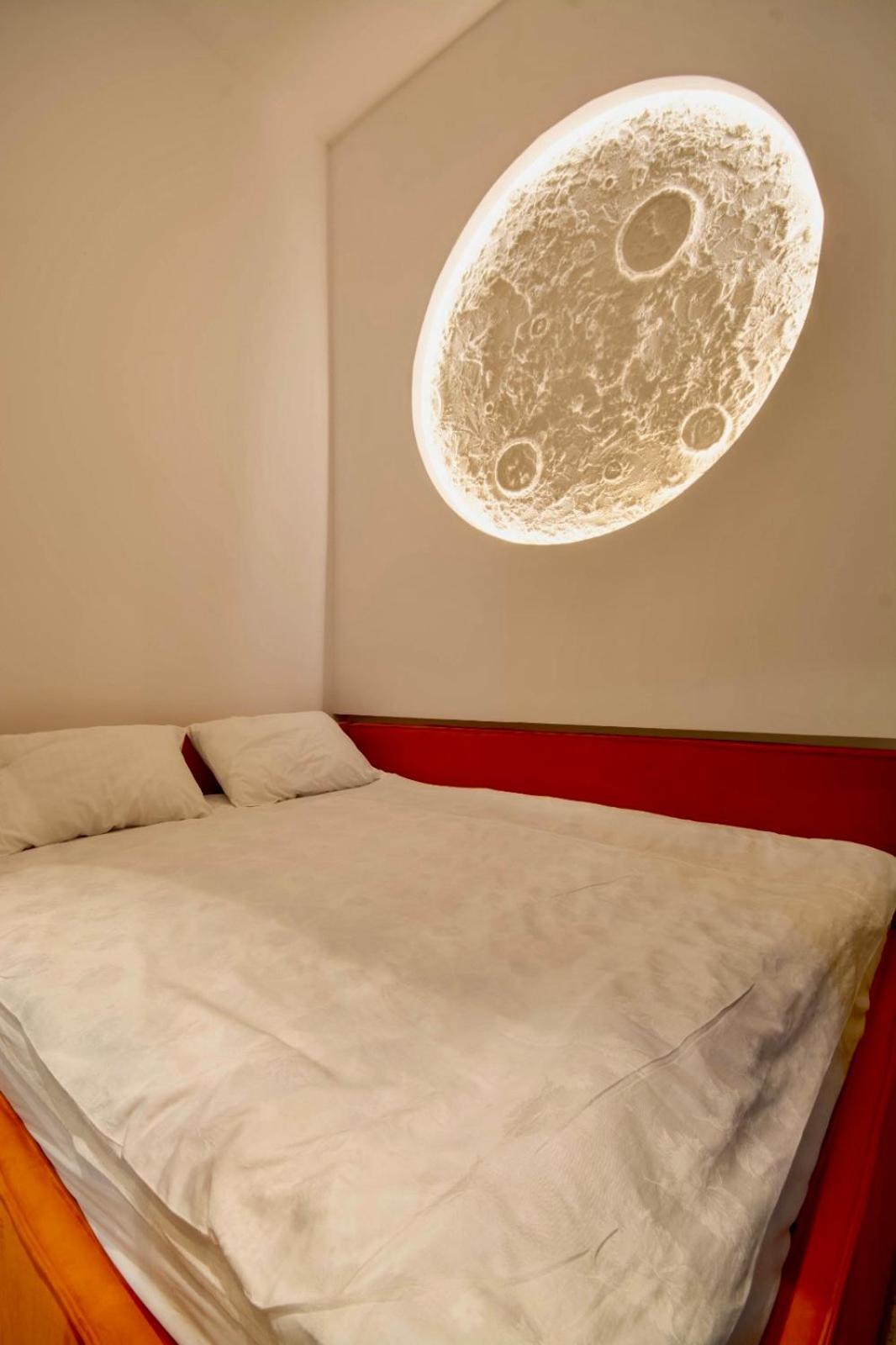 Jais Home-Moon Apartment Old Town คลูจ-นาโปกา ภายนอก รูปภาพ