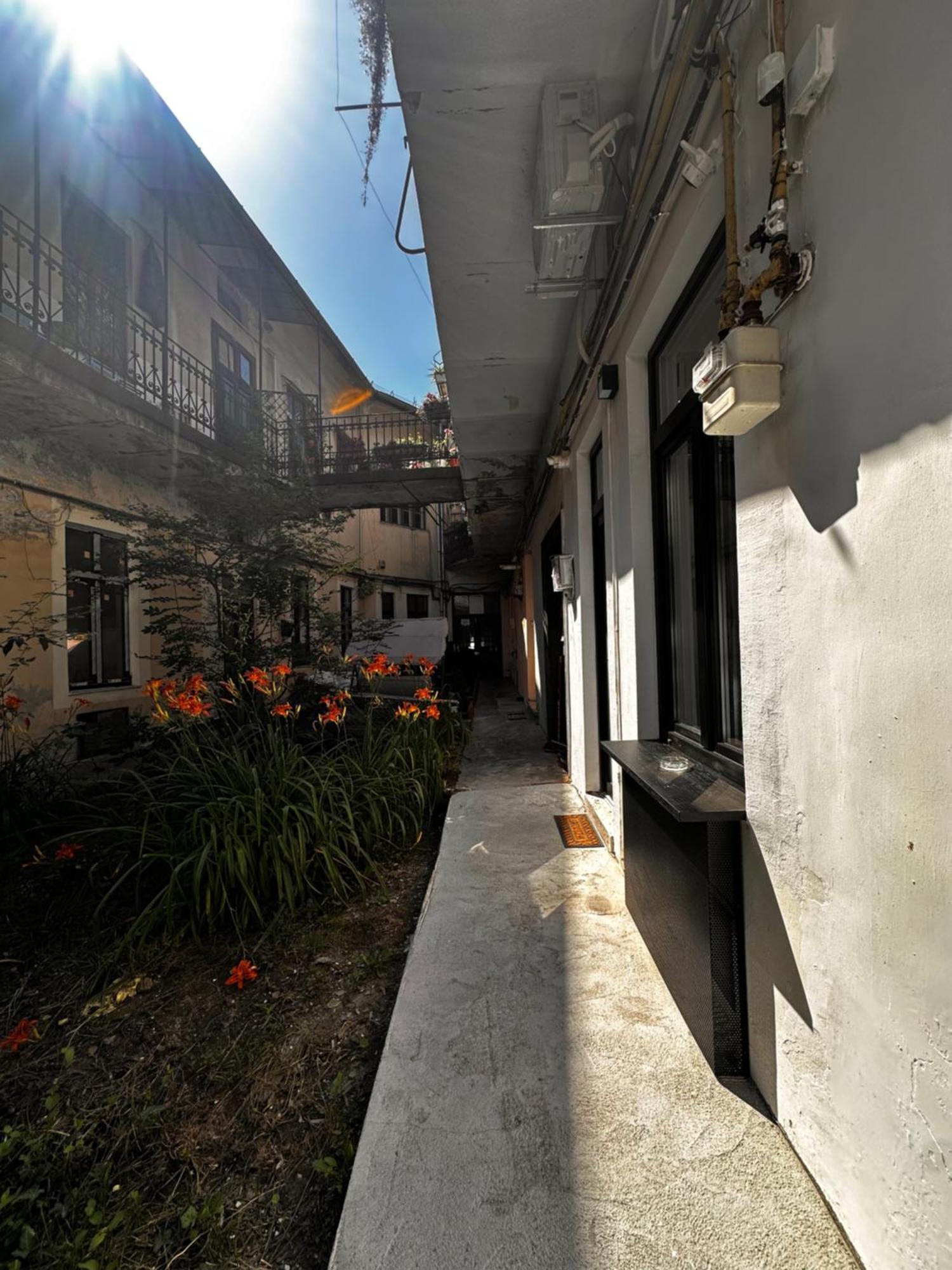 Jais Home-Moon Apartment Old Town คลูจ-นาโปกา ภายนอก รูปภาพ