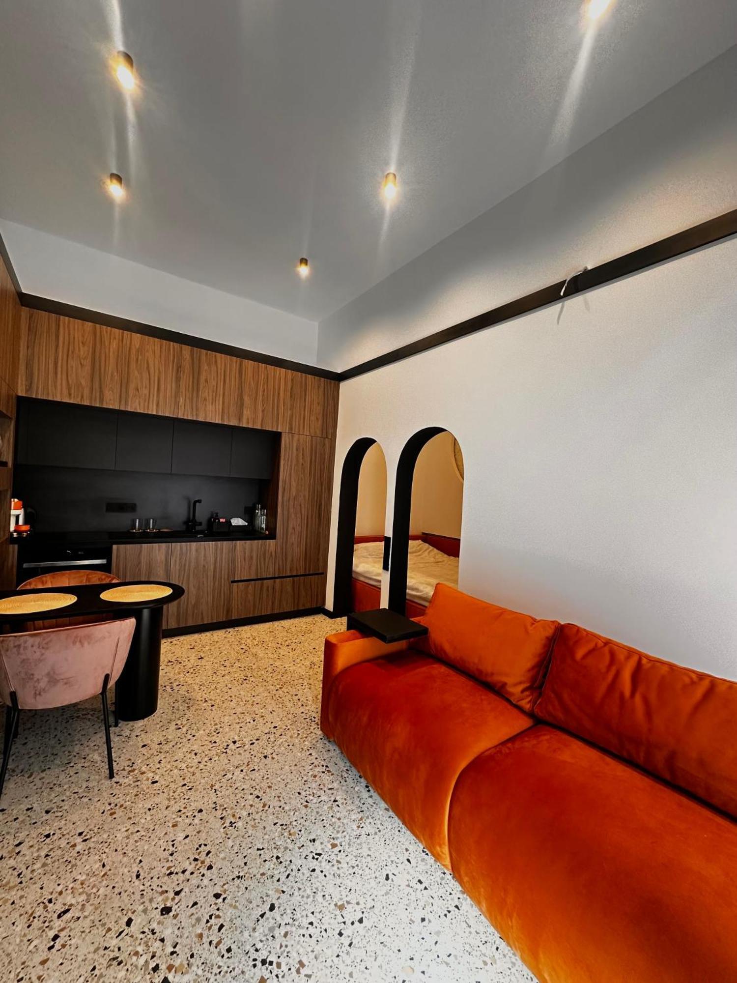 Jais Home-Moon Apartment Old Town คลูจ-นาโปกา ภายนอก รูปภาพ
