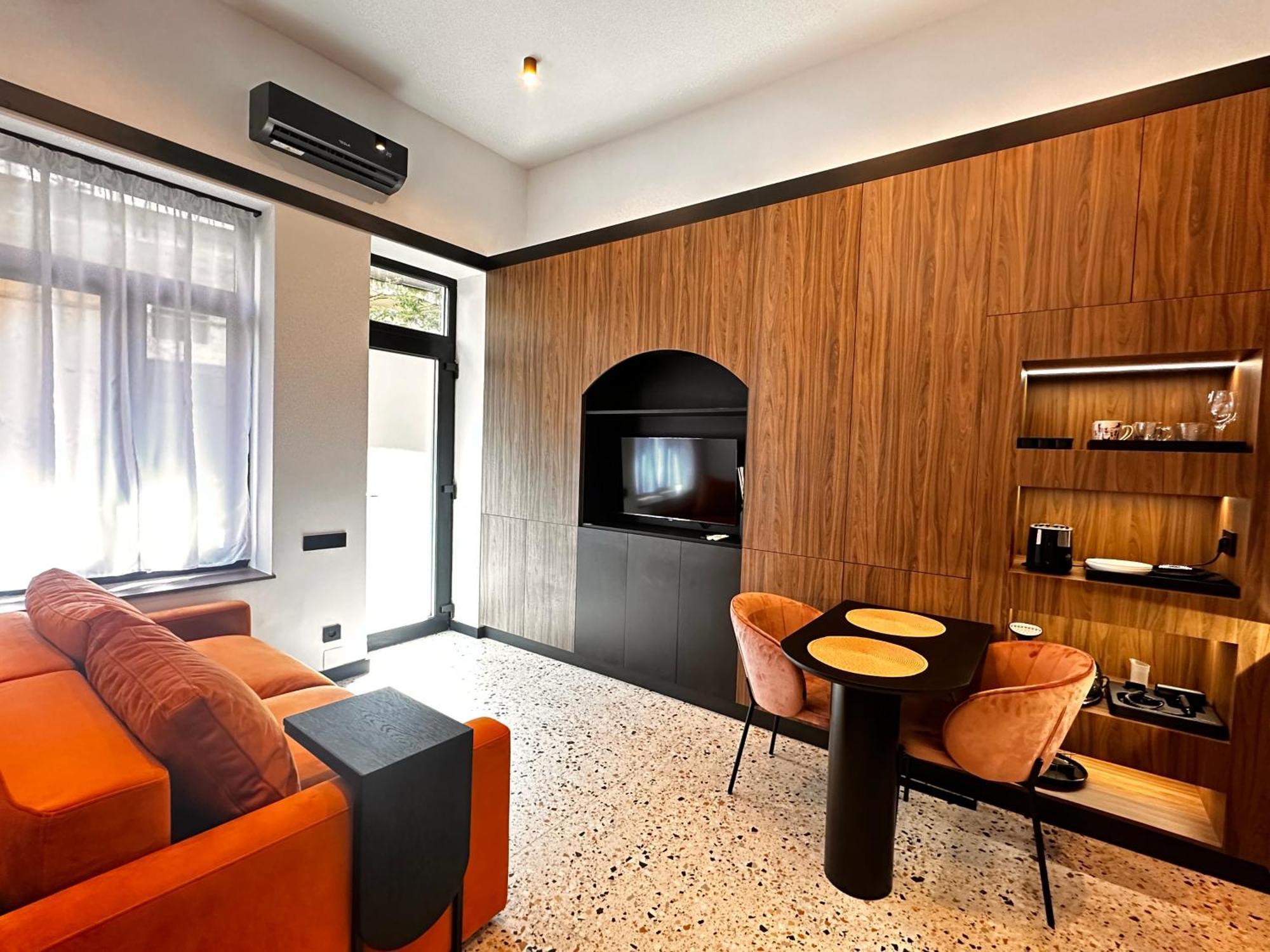 Jais Home-Moon Apartment Old Town คลูจ-นาโปกา ภายนอก รูปภาพ